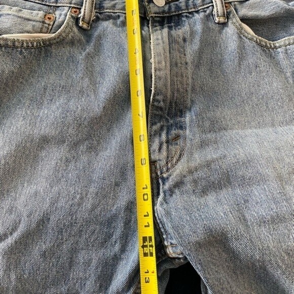 LEVIS 505 Classic Jeans 38 Waist - Inseam Measures 28" Thrashed Classic - Picture 7 of 16